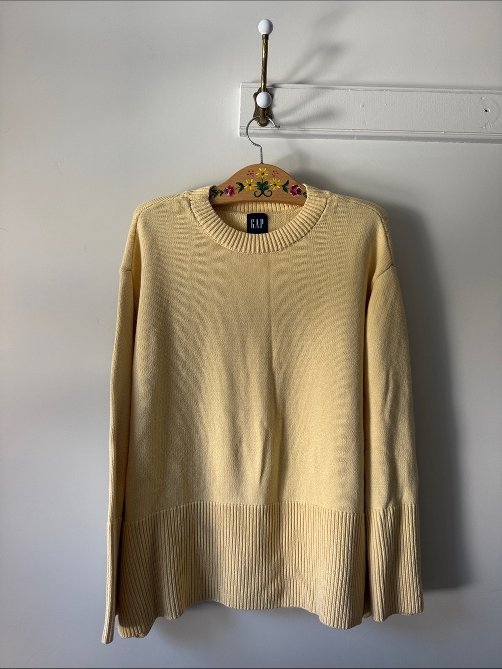 100% Cotton Butter Yellow GAP Crewneck Sweater
